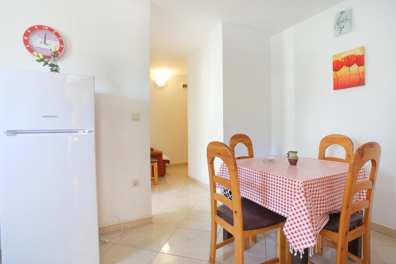 Apartments By The Sea Zivogosce - Porat, Makarska - 18218 Igrane Exterior foto